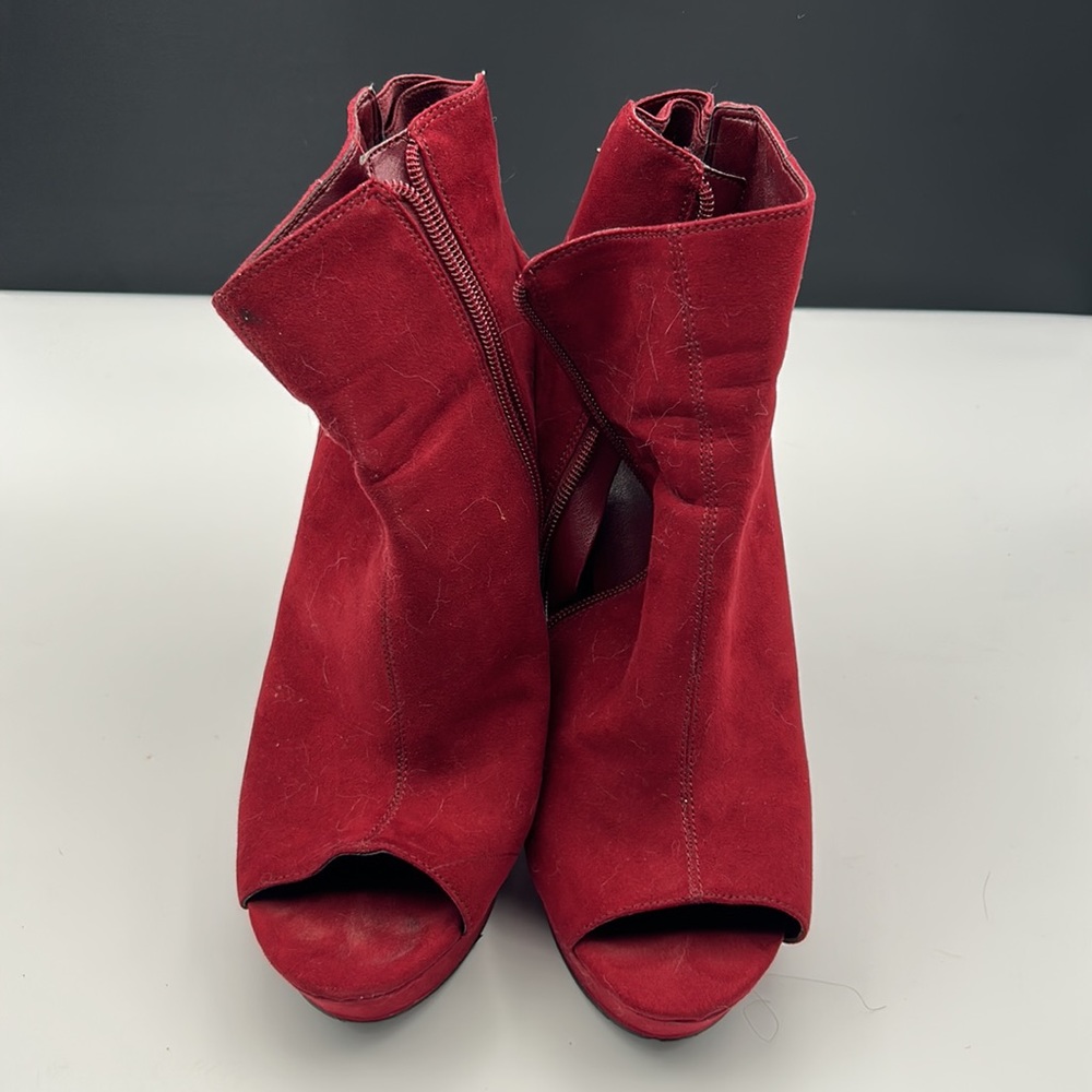 Nine West Size 10 Red Suede Peep Toe High Heel Booties
